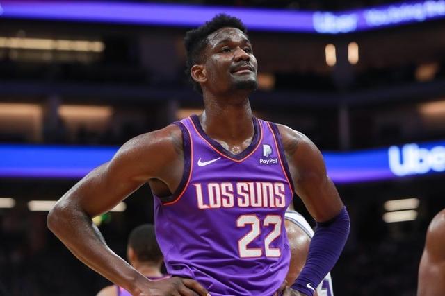 文班34+13+11马刺险胜国王 独行侠力克开拓者