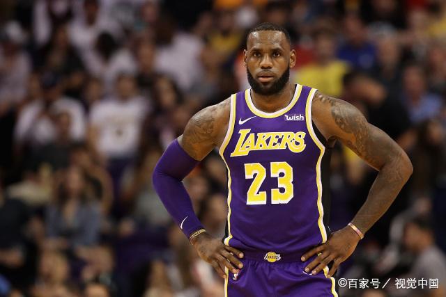 杨瀚森11+16+8青岛大胜新疆 上海3分险胜同曦